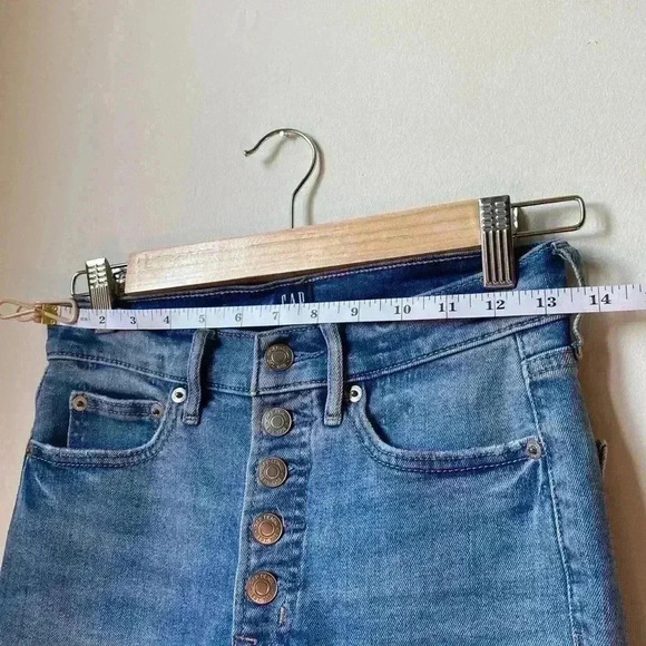 GAP High-Waist Cigarette Jeans, Size 0/25 Women’s – Excellent Condition - Picture 4 of 7